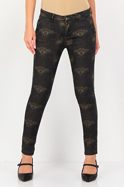 Reiko Women Skinny Fit Tie Dye Chino Pants, Multicolor