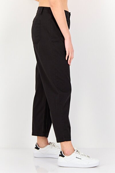 Social Standards Women Regular Fit Plain Twill Crop Pants, Black