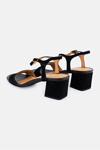 Geox Women Eraklia Adjustable Buckle Sandals, Black