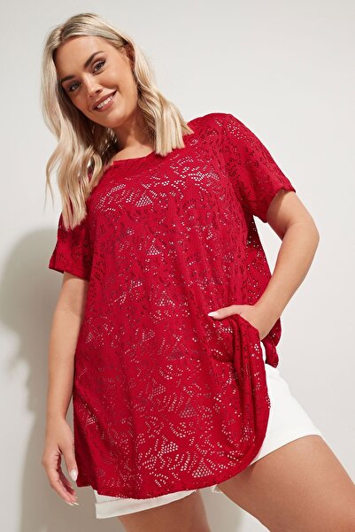 Stil Diva Plus Size V-Neck Short Sleeve Lace Pattern Unlined T-Shirt 304093