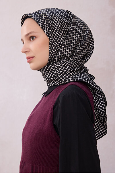 Belli وشاح حريري بنمط الزهور 4203D01 09