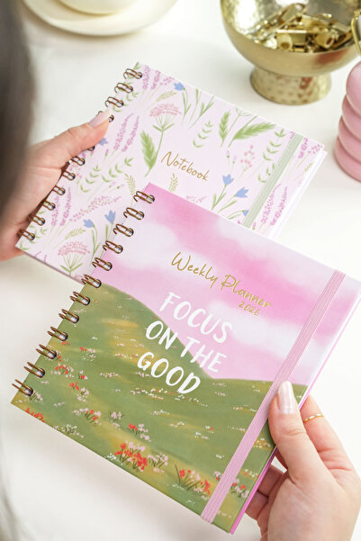 Matt Notebook 15x15 см квадратен комплект от 2 части, спирално подвързан седмичен дневник и бележник за 2026 г., хоризонтален формат