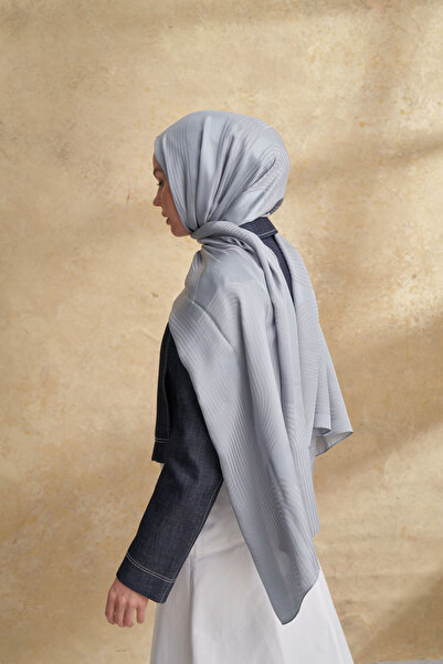 ARMANDA Fiori Jacquard Line Pattern Shawl - Silver