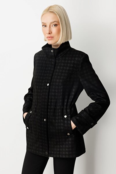 Ekol Houndstooth Patterned Trench Coat with Epaulettes on the Sleeves