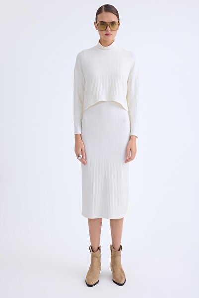 Vitrin Μακρύ φόρεμα με ζιβάγκο