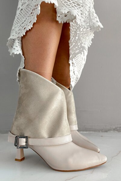 Shoebutik Γυναικείες μπότες με τακούνι Dorcel Beige Belt Detail