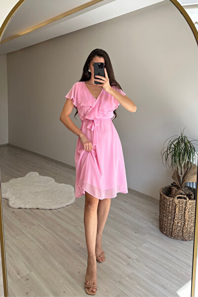 Neşeli Butik kadın v yaka kuşaklı mini şifon elbise NM007