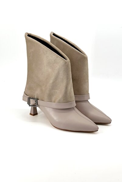 Shoebutik Γυναικείες μπότες με τακούνι Dorcel Beige Belt Detail