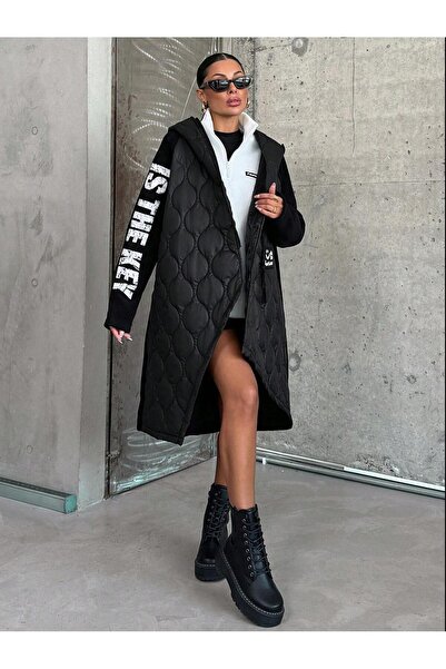 Ceylen Asymmetrical Cut Printed Coat