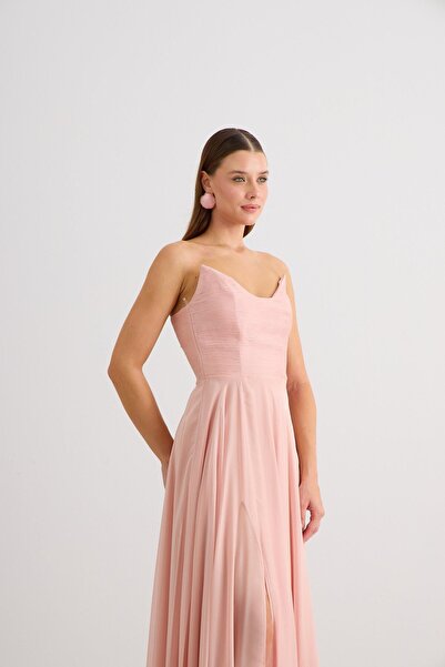 Carmen Pudra Yırtmaçlı Şifon Abiye Elbise
