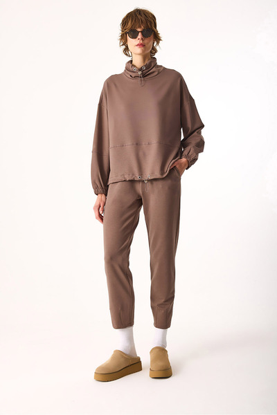 VENA Norah Joggers с разкършен крой - Vison