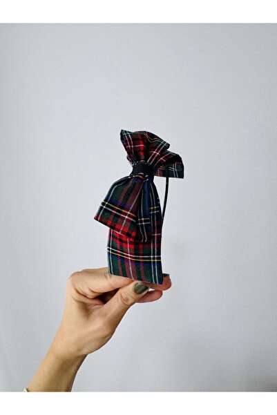 White Alamode Hair Accessories Gift Set