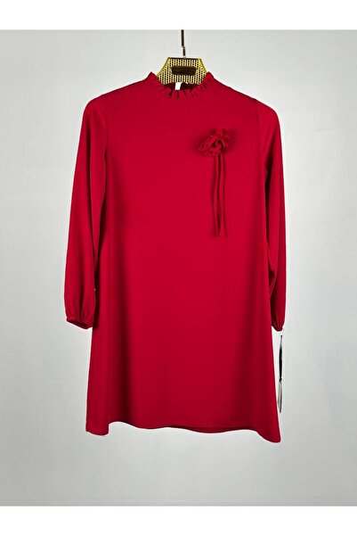 Haya Tunica cu broșă trandafir