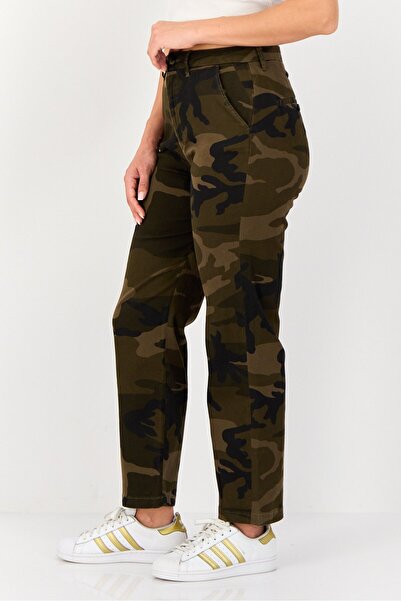 Reiko Women Cropped Fit Camouflage Chino Pants, Camouflage