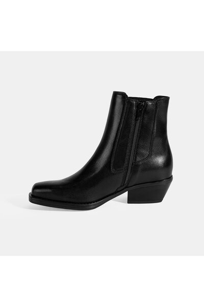 Desa Women's Black Heeled Leather Boots