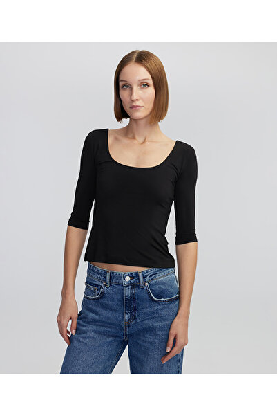 İpekyol Dar kesim tişört