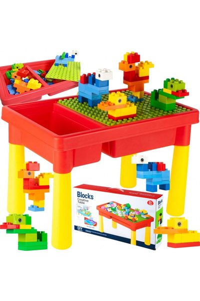MalPlay Red Table activity table with 50 building blocks