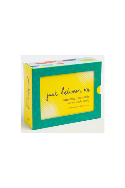 Chronicle Books Doar între noi: Fișe de conversație pentru întreaga familie