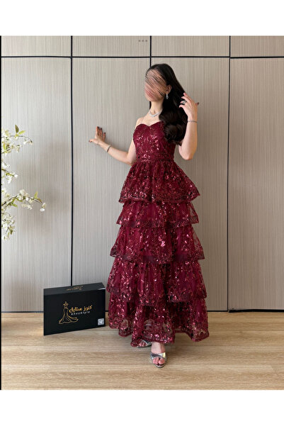 Knoz Style Wine red evening dress with classic cut and tulle layers