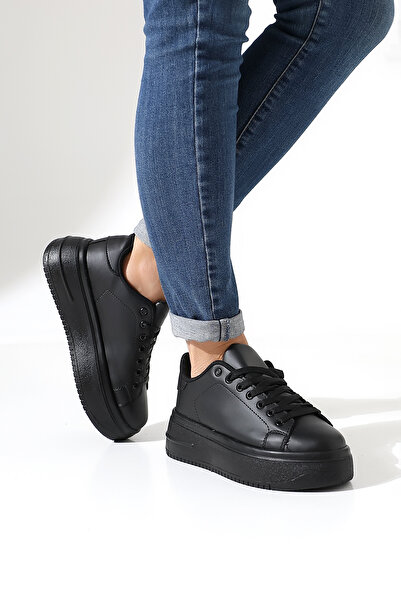 Encool Dámská černá sportovní obuv s tlustou podrážkou pro každodenní nošení |   Model pohodlných a stylových tenisek s měkkou podrážkou