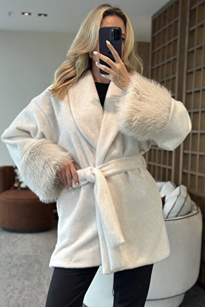 Laluvia Stone Sleeve Fur Lined Cashmere Jacket - 2509