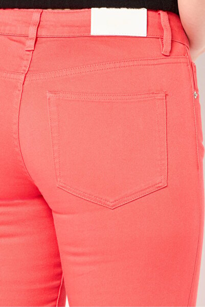 Lacoste Women Slim Fit Solid Chino Pants, Red