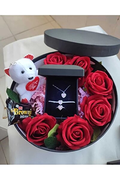 Flurose Kırmızı Gül Buketi Işıklı Kutuda Bileklik Kalpli Kolye Yılbaşı 14 Şub...