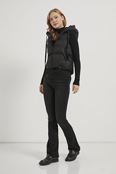 Arma Life Women's Hooded Zippered Puffer Black Inflatable Vest