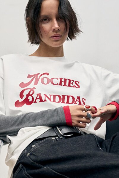 Pull & Bear Noches Bandidas t-shirt