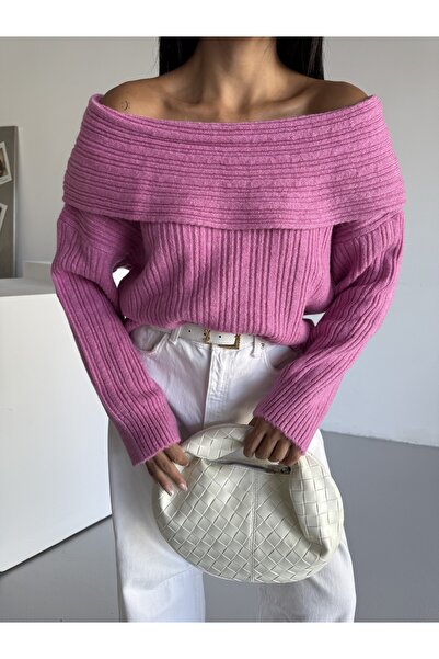 Bracha Madonna Collar Standard Size Comfortable Fit Ribbed Women's Knitwear Sweater