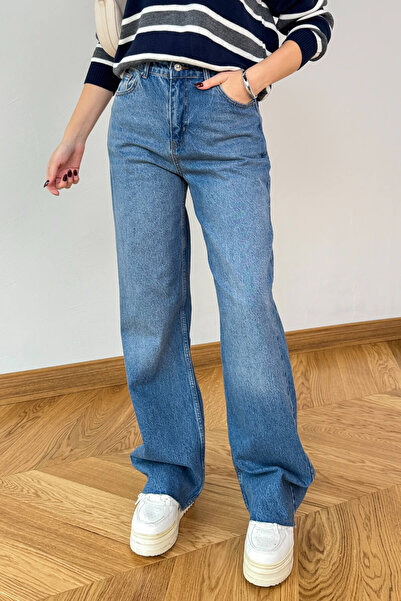 Cappmoda Jean-1077 Pale Blue Relaxed Fit Cropped Leg Jeans