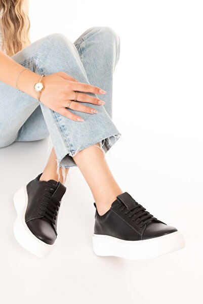 Gondol Hakiki Deri Anatomik Taban Spor Ayakkabı Alessandora Siyah B.T.