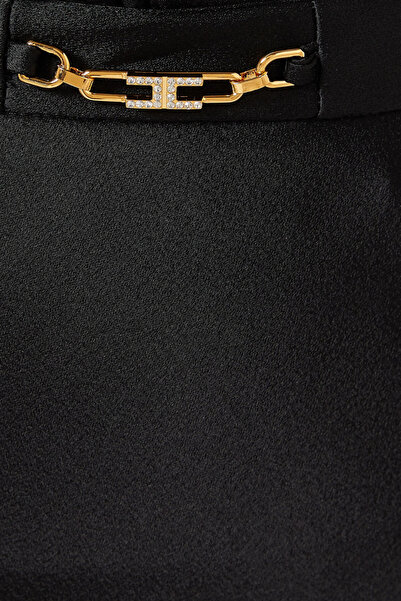 Elisabetta Franchi Mermaid Saten Krep Uzun Etek, Zincir Detaylı Şık Tasarım