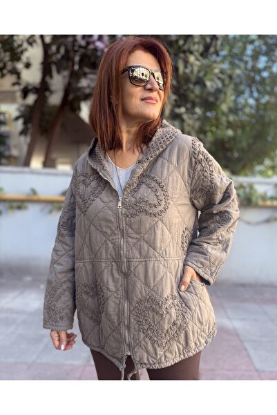 DenizEge Яке с детайл от марля в кремаво