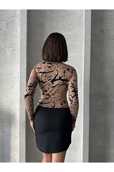 Brood Μακρυμάνικη μπλούζα-κροπ με μοτίβο από ύφασμα βισκόζης