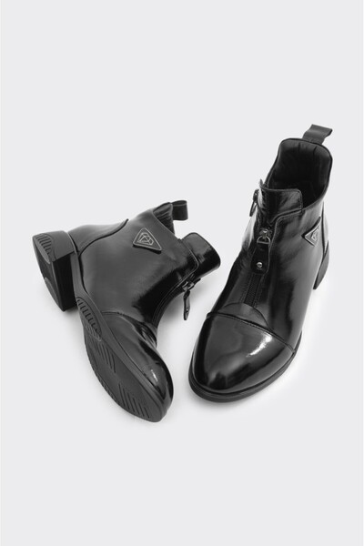 derinet Hakiki Deri Önden Fermuarlı Kadın Bot