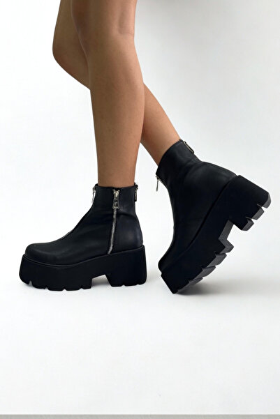 inizio Black Thick Sole Women's Boots P9018