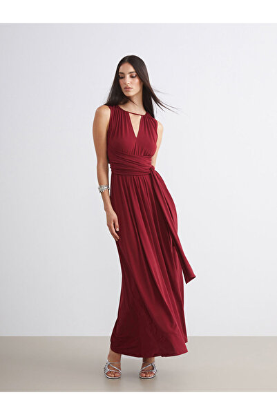 LC Waikiki Bordo V Yaka Büzgülü Abiye Elbise
