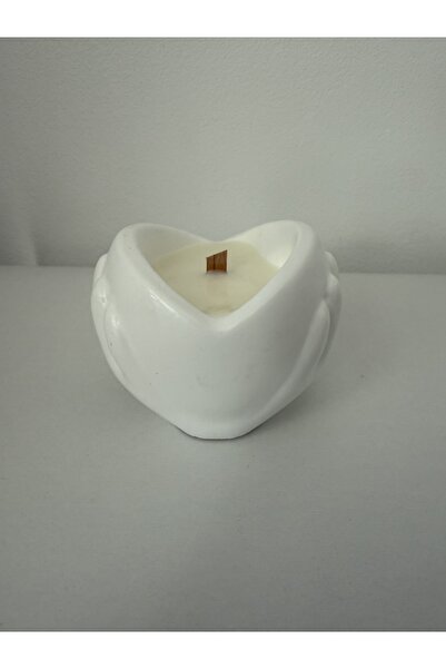 BY CLEO BELLATRIX SCENTED CANDLE