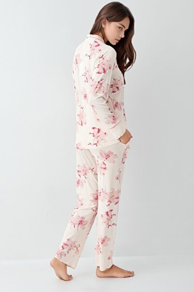 Pierre Cardin Kadın Uzun Kollu Çiçek Desenli Şık Pijama Takımı