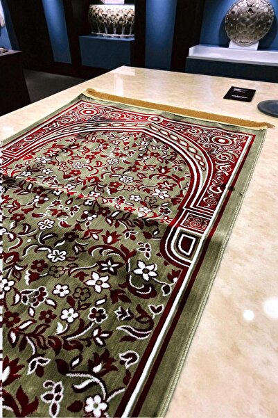 RAVZA HOMEE Thick Velvet Prayer Rug with Prophet's Mosque Motif