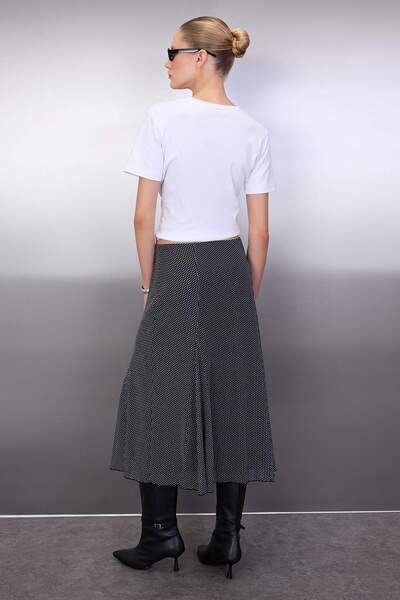 Trendyol Collection Fusta midi din tul tricotată Godeli cu buline negre TWOAW26ET00068