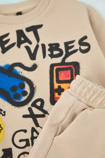 TRENDYOLKIDS Beige Printed Boys' Knitted Top and Bottom Set Tkdaw26Au00056