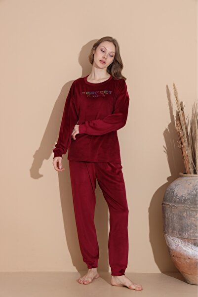 Temporium Women's Printed Patterned Long Sleeve French Velvet Pajama Set