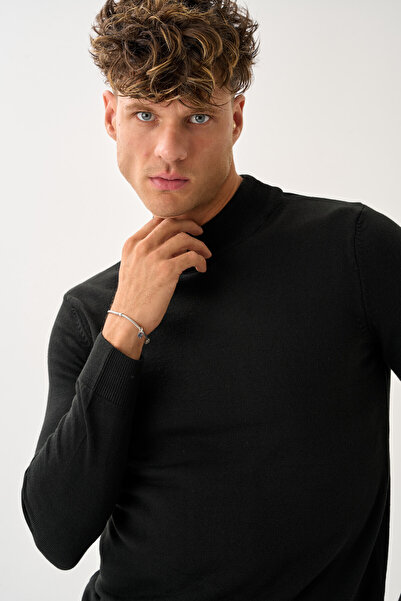 Redline Aristo Стандартен пуловер с полуриза и рибена яка, черен