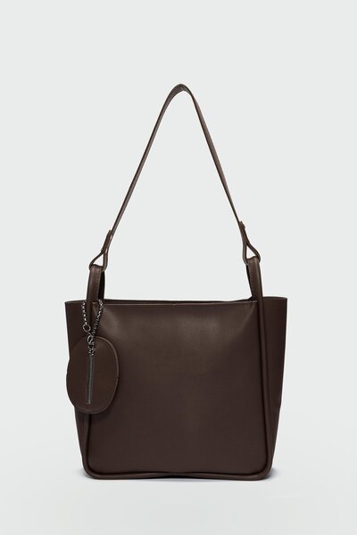 Shule Bags Chiara Charmlı Omuz Çantası Kahve