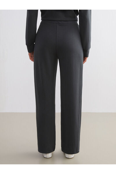 LC Waikiki Yeni Sezon Beli Lastikli Geniş Paça Kadın Eşofman Altı