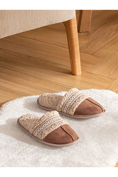 LC Waikiki Новий сезон жіночі домашні капці із замшевим покриттям