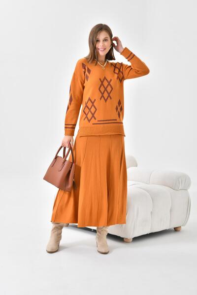 FTZ WOMEN بدلة تنورة نسائية بصل 20559