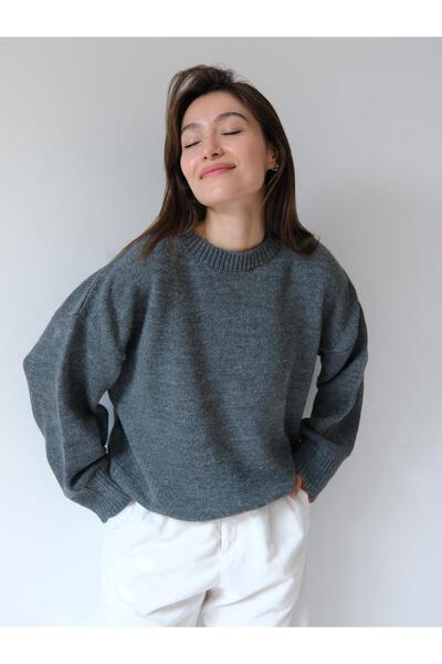 Butik سترة تريكو نسائية من Una Fiaba-Antrasit ذات ياقة دائرية وحجم كبير وملمس ناعم